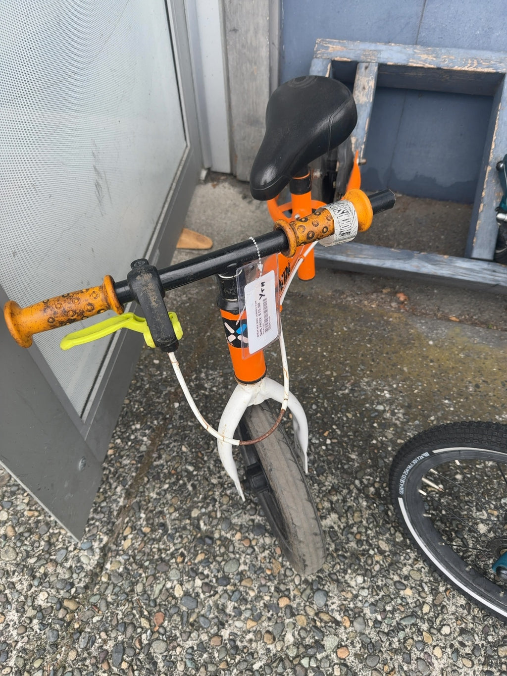 B'Twin Runride Kids Balance Bike - Orange