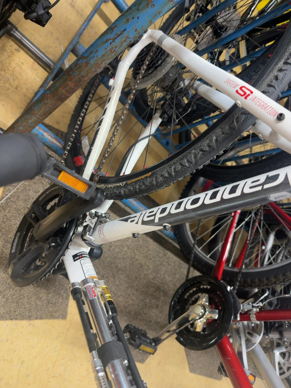 Cannondale Quick CX Hybrid Bike - L Frame