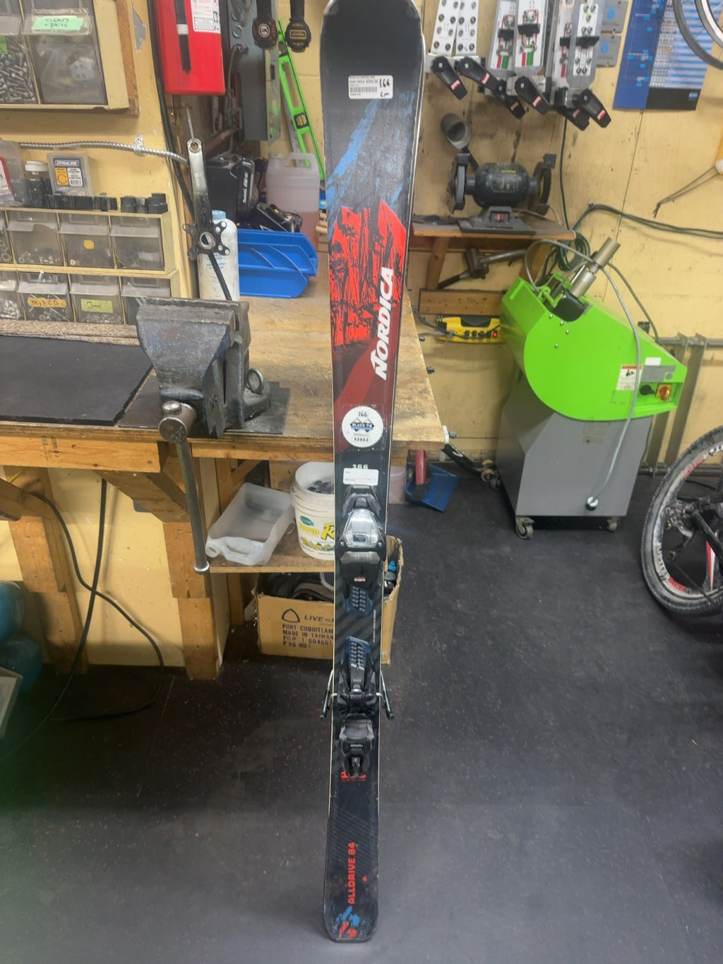 Nordica Alldrive 84 Downhill Skis with Bindings - 166 cm-freshly waxed and tuned
