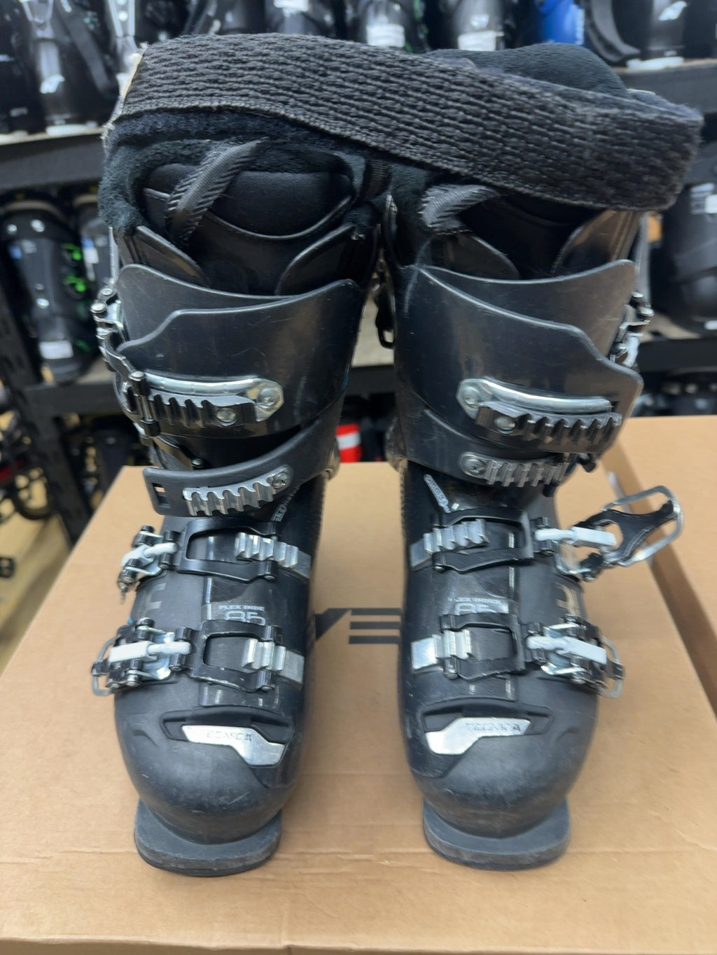 Tecnica Mach1 MV HV Ski Boots Womens  - 23.5 / 275mm