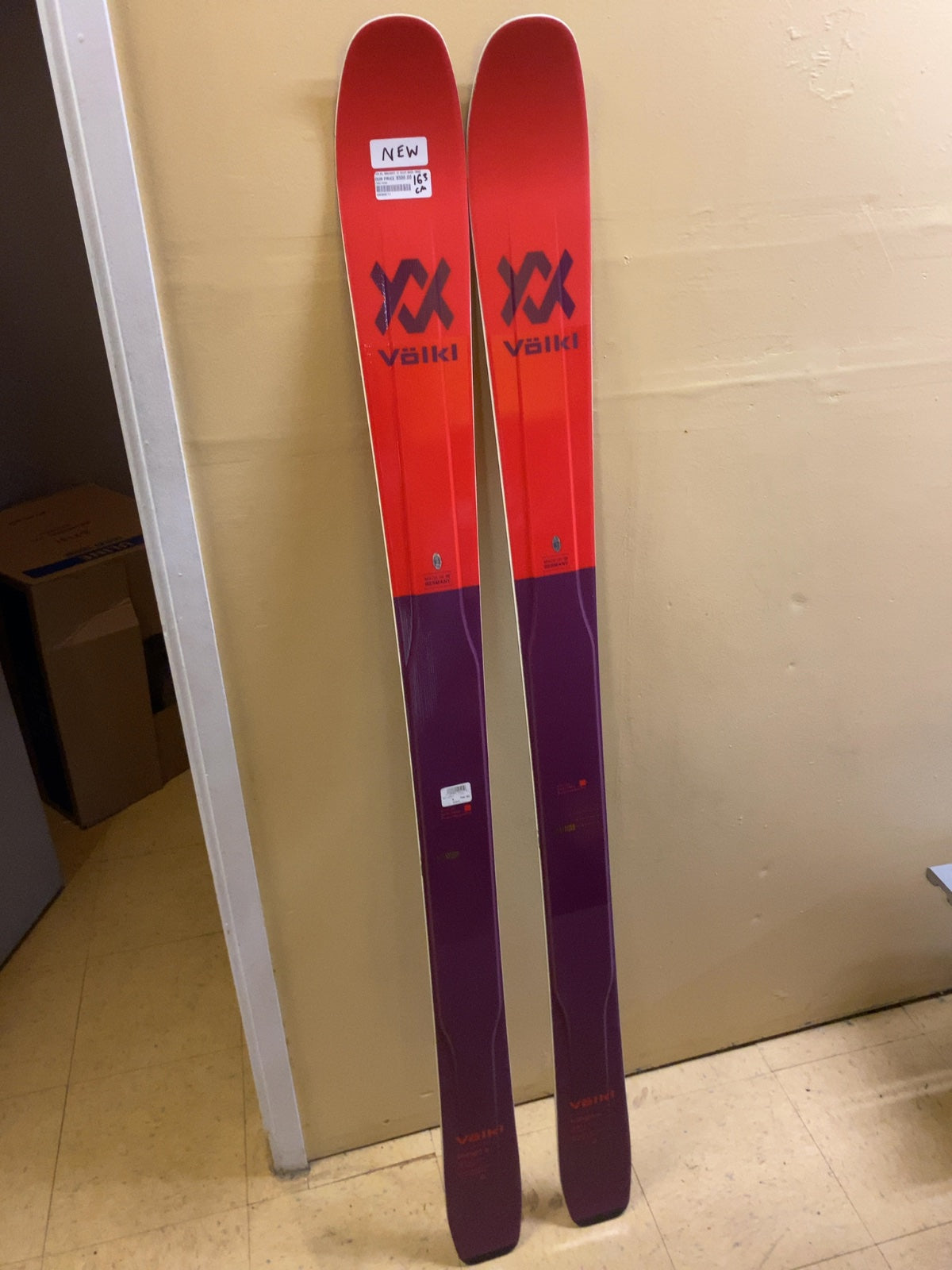 Völkl 90Eight W Flat Skis 163 cm