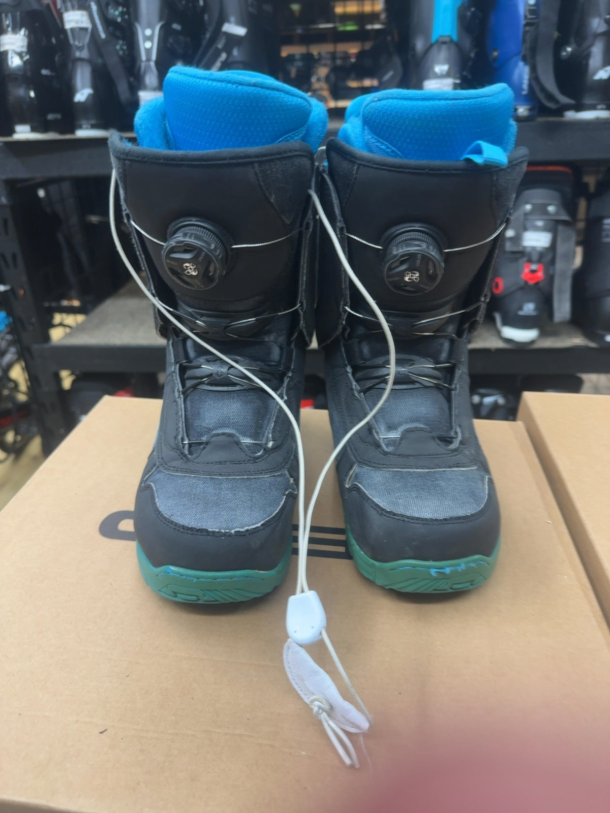 K2 Women's Snowboard Boots - Size 6
