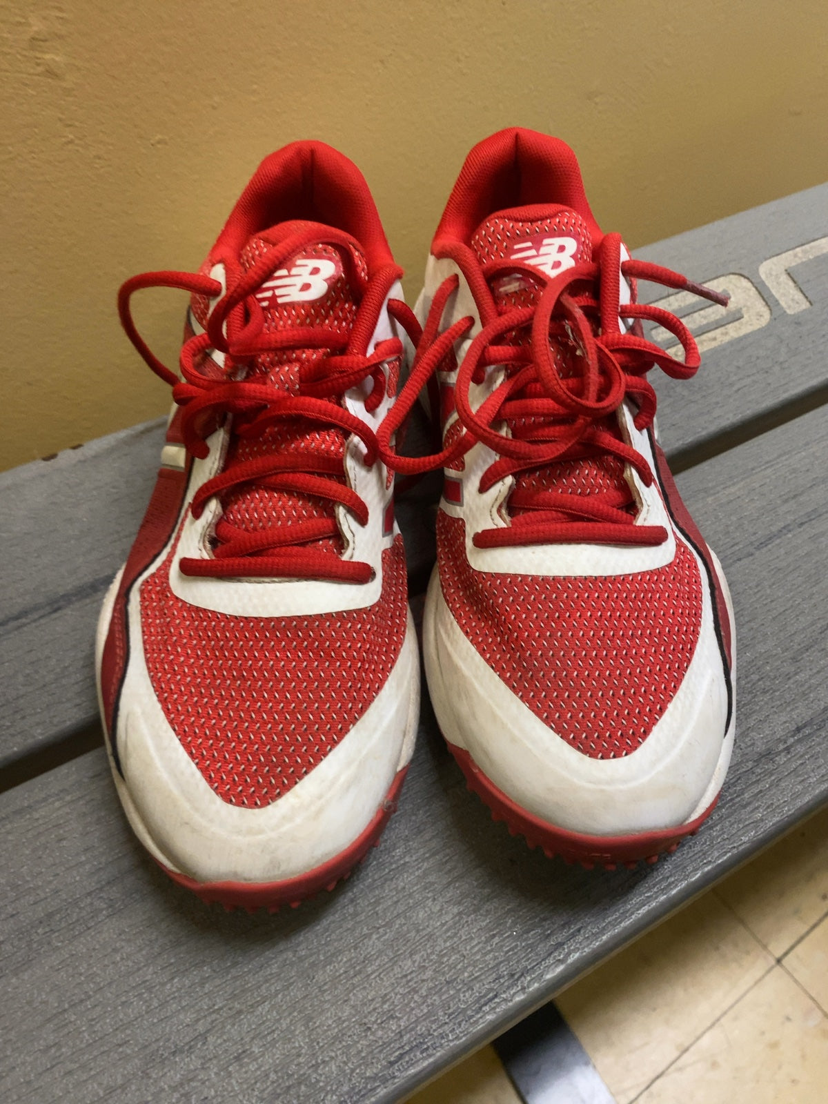 New Balance T4040TR4 Turf Baseball Shoes - Red/White - Size 7.5