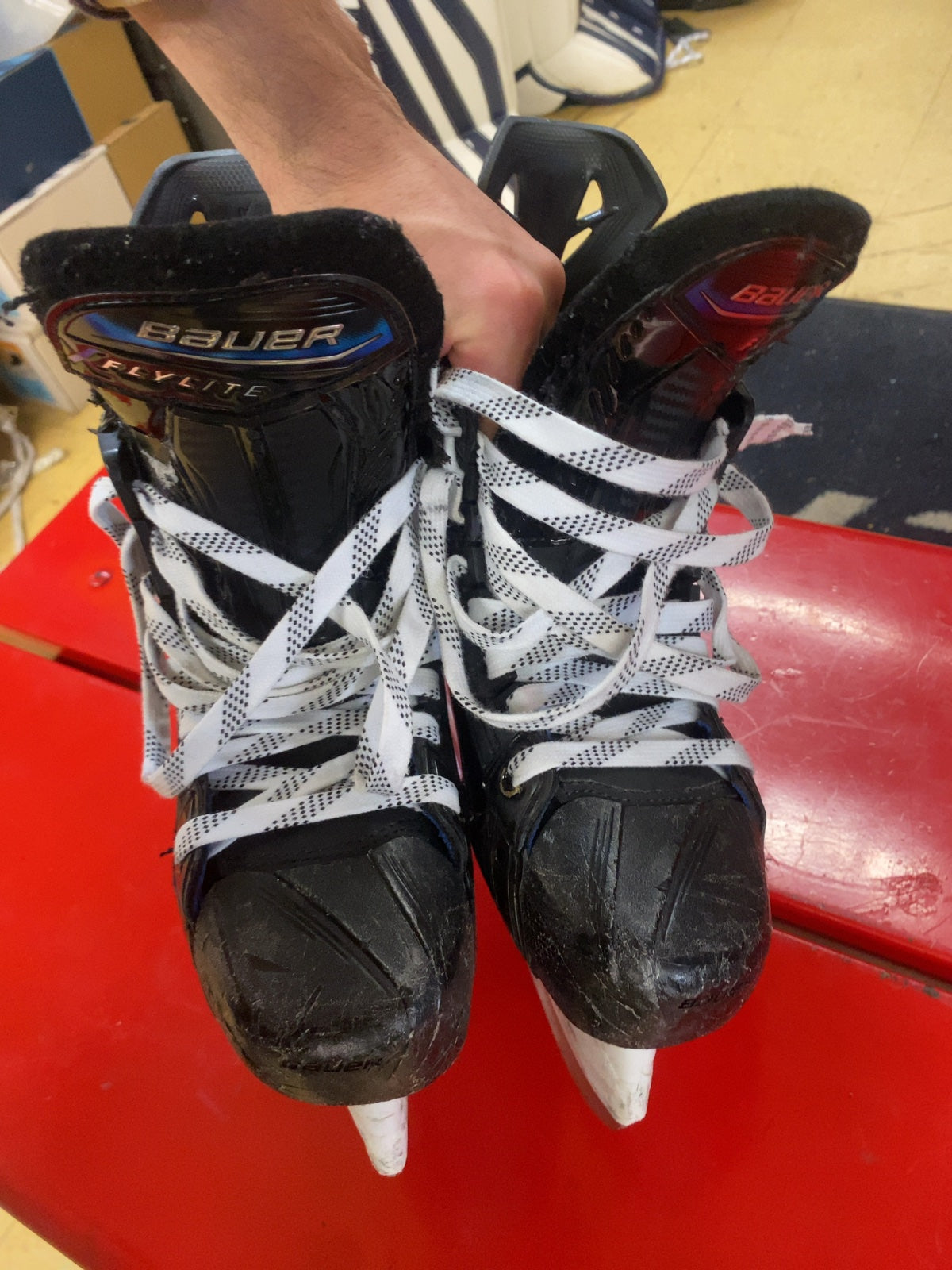 Bauer Vapor Flylite Hockey Skates - Size 3.5 D