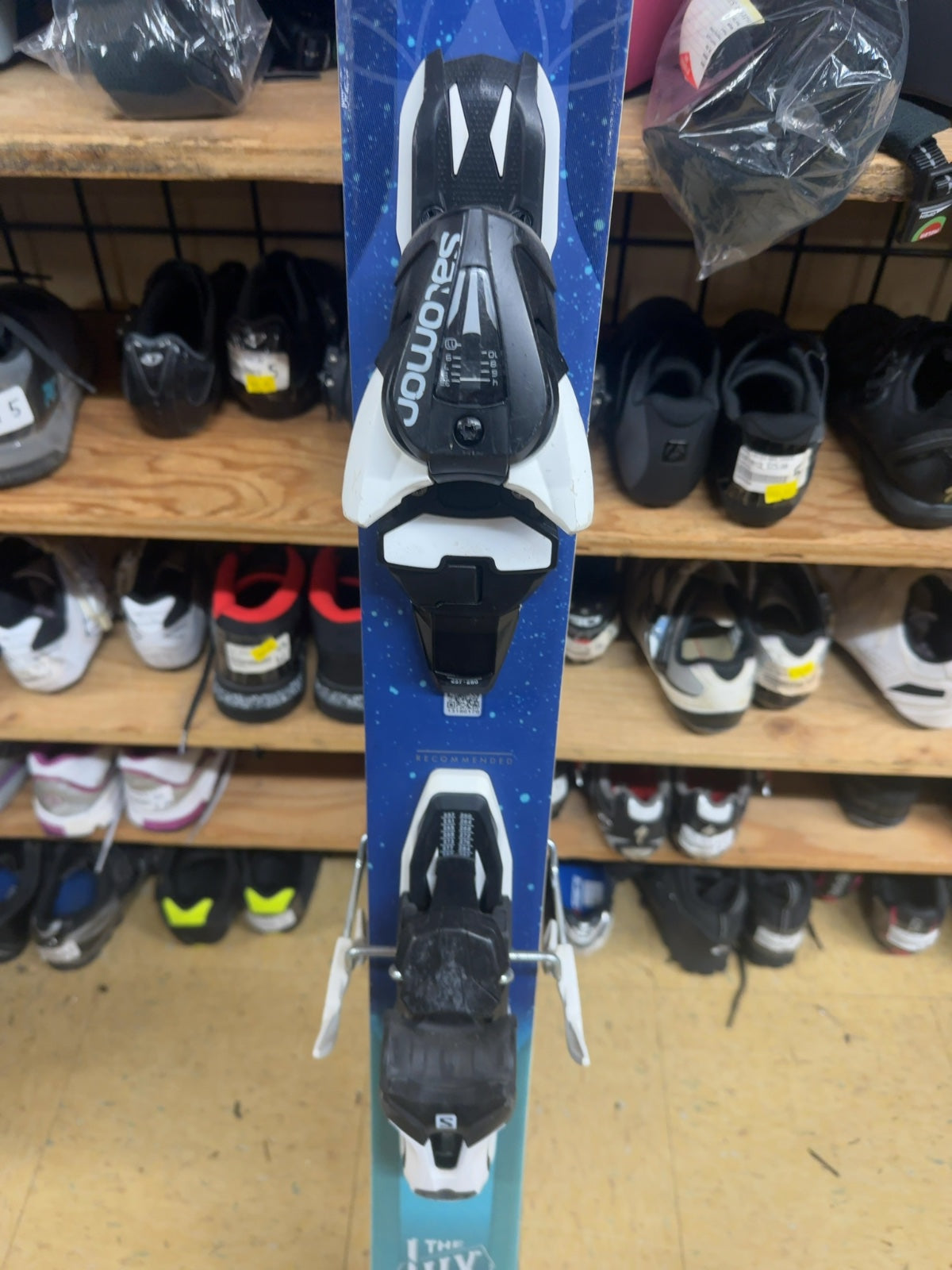 Salomon QST Lux 92 Skis with Bindings 153 cm