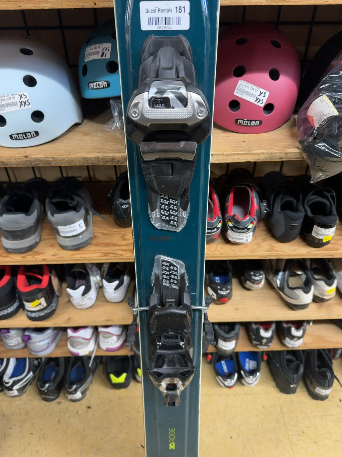 Völkl Quest Downhill Skis with Bindings 181 cm