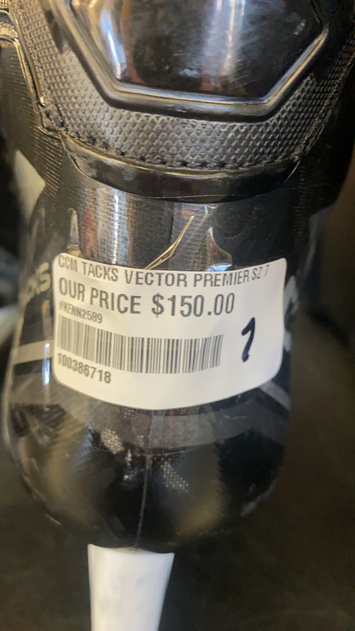 CCM Tacks Vector Premier Ice Hockey Skates - Size 7 Regular