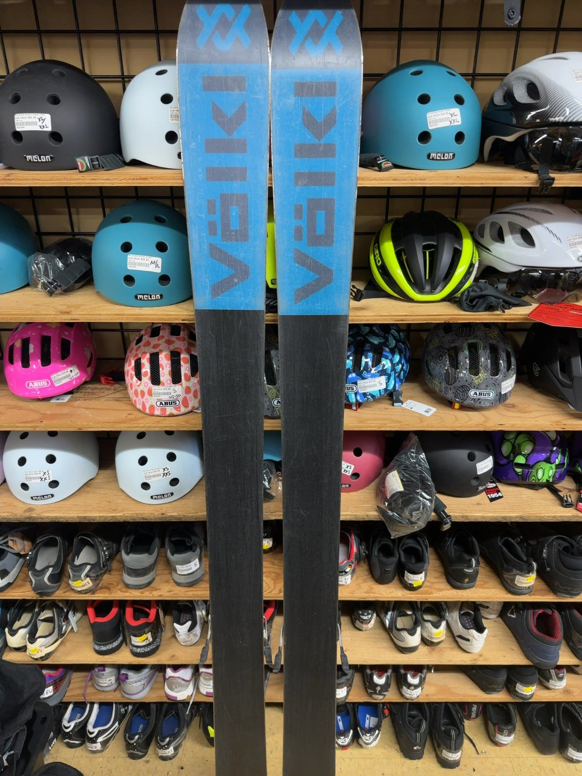 Völkl Quest Downhill Skis with Bindings 181 cm
