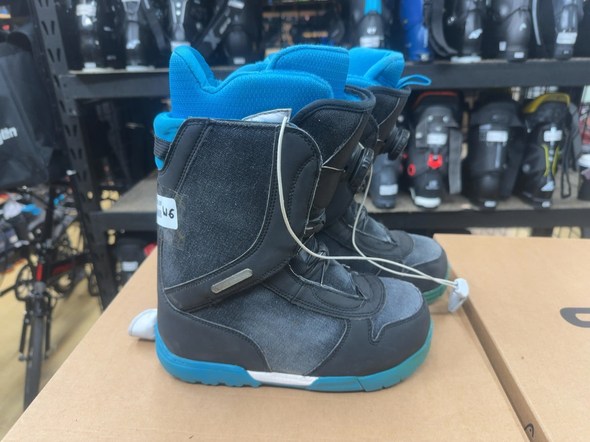 K2 Women's Snowboard Boots - Size 6