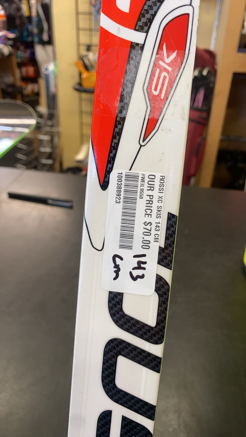 Rossignol Delta SK Skating Series Junior Cross-Country Skate Skis 143 cm with Fischer JR Bindings