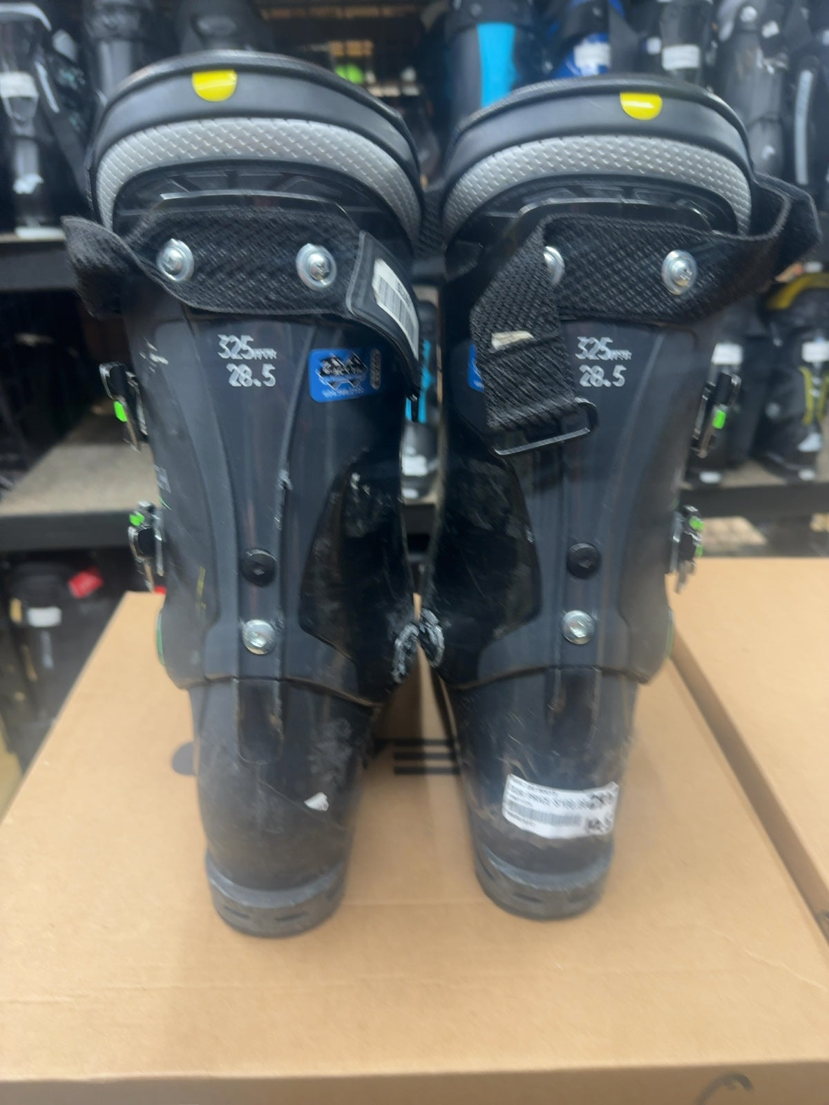 Tecnica Mach1 RT HV 100 Alpine Ski Boots - Size 28.5 (US 10.5)