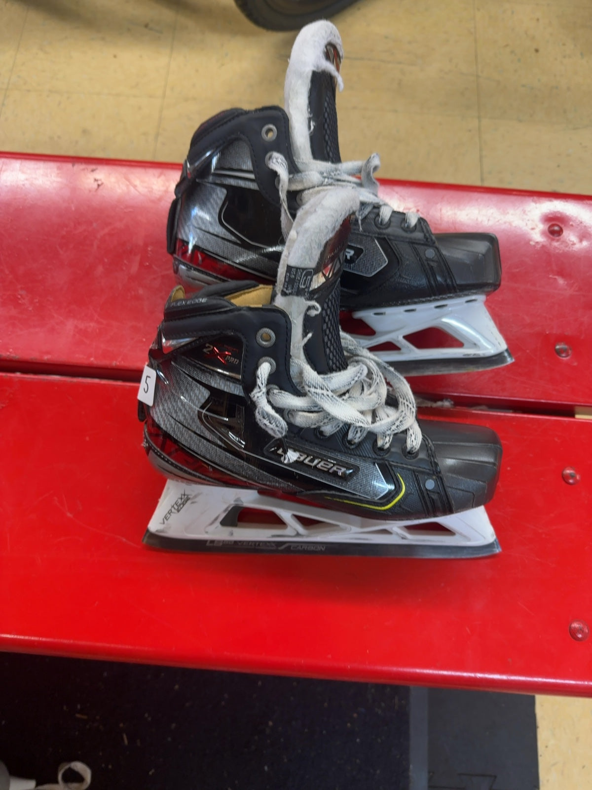 Bauer Vapor 2X Pro Goalie Ice Hockey Skates Size 5