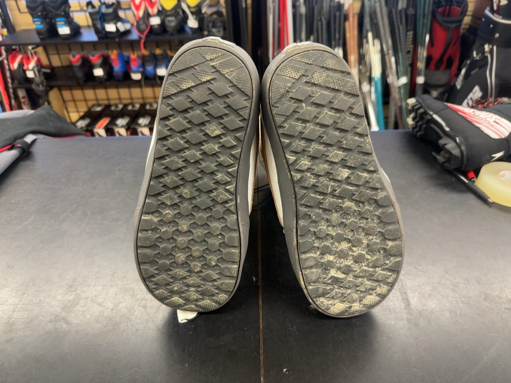 Vans Encore OG Snowboard Boots Women's Size 8