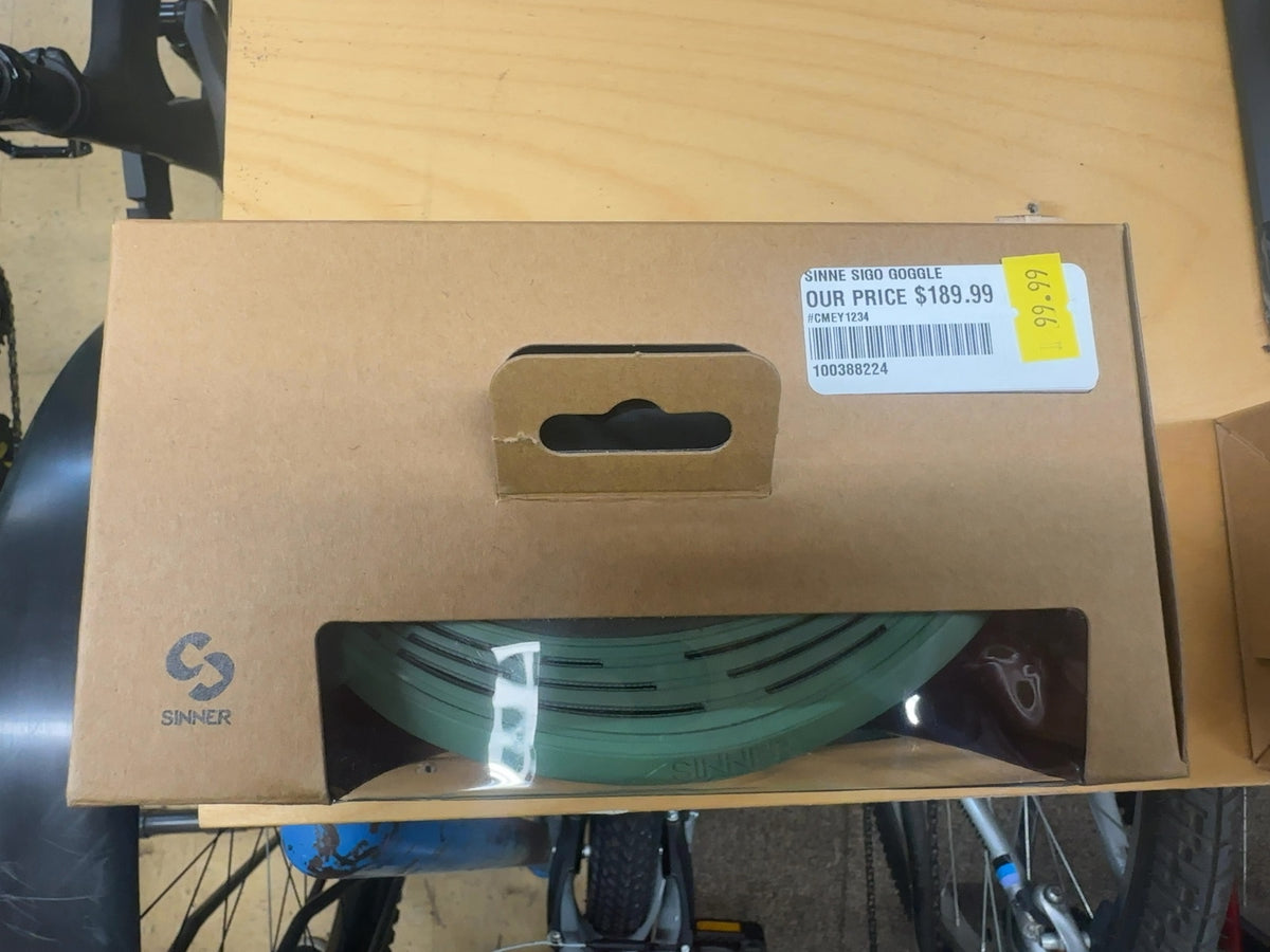 Sinner SIGO Magnetic Ski & Snowboard Goggles with Spare Lens