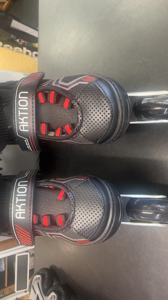 Aktion Adjustable Inline Skates Black/Red New Size 10-13