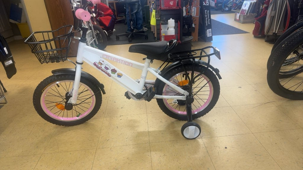 Aktion Sydney 16” Children's Bicycle with Training Wheels - White/Pink - Excellent Condition