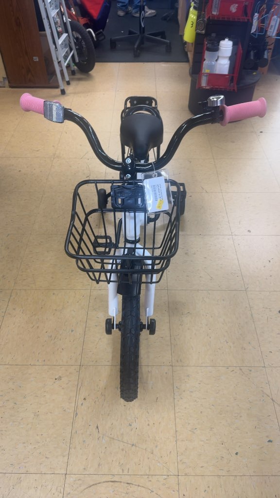 Aktion Sydney 16” Children's Bicycle with Training Wheels - White/Pink - Excellent Condition