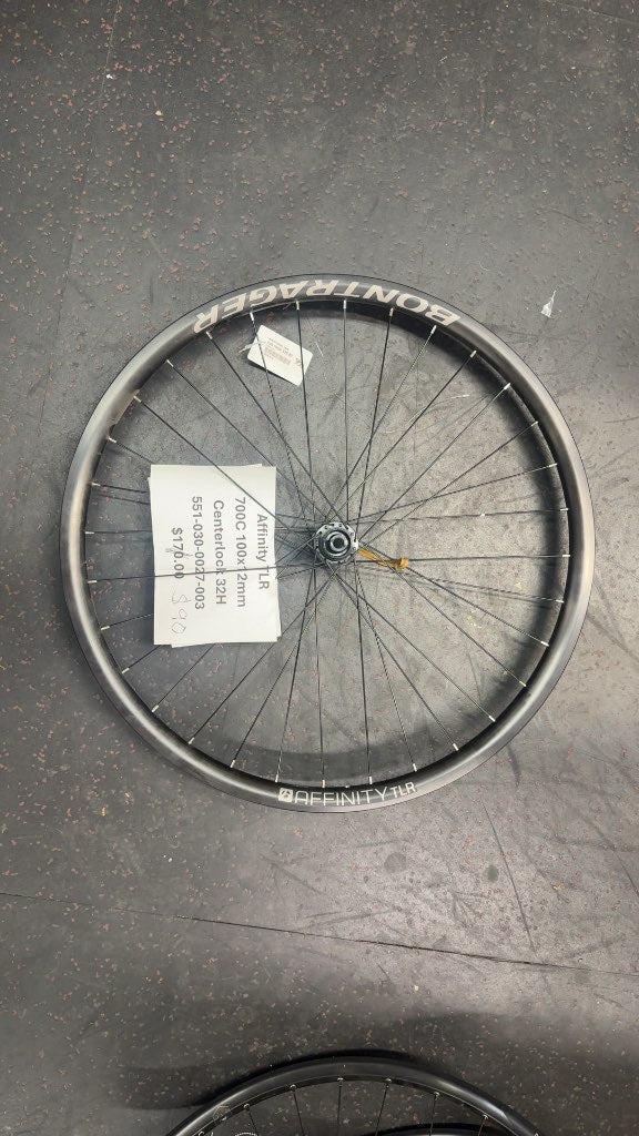 Bontrager Affinity TLR 700C Front Wheel - 100x12mm Centerlock