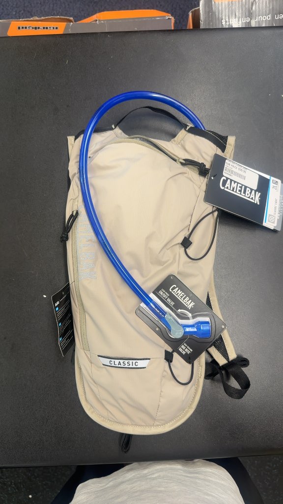 CamelBak Classic Light Hydration Pack New 2L Tan