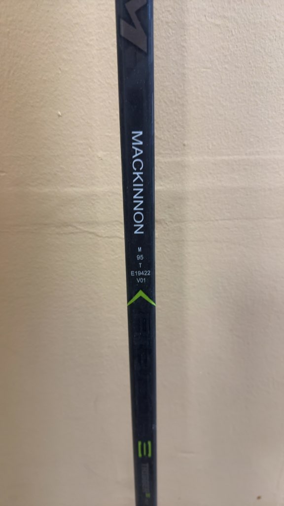 CCM Ribcor Trigger 3D PMT Senior Hockey Stick - 95 Flex - MacKinnon - Right