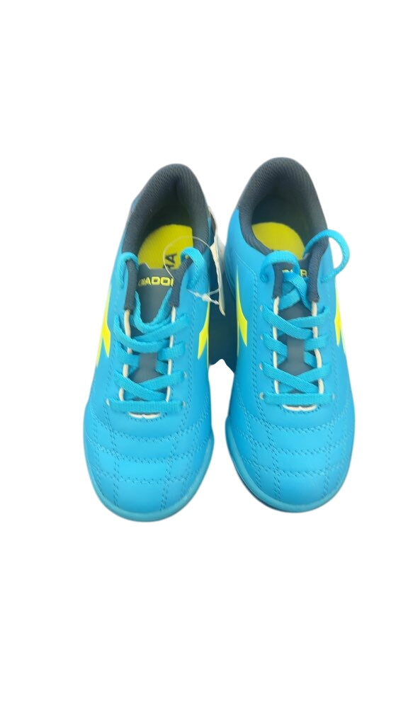 Diadora 6-Play Jr Soccer Shoes - Size 13.5 Youth-brand new