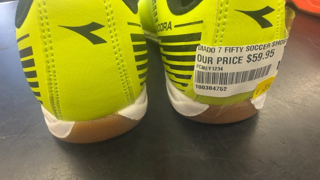 Diadora 7 Fifty Youth Soccer Shoes - Neon Yellow - Size 13 brand new