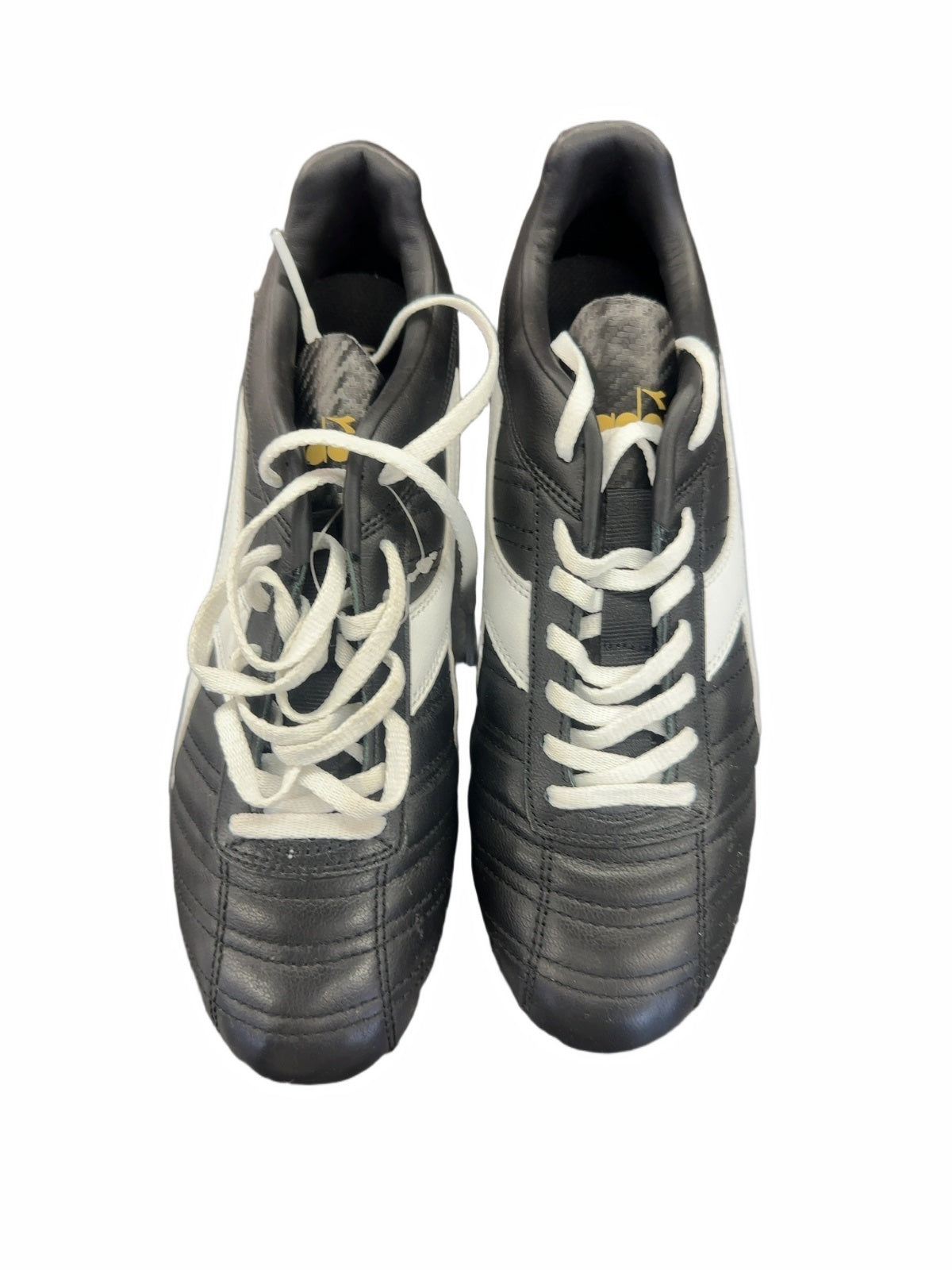 Diadora Baggio 03 LT Soccer Cleats - Size 8.5
Brand new with tags