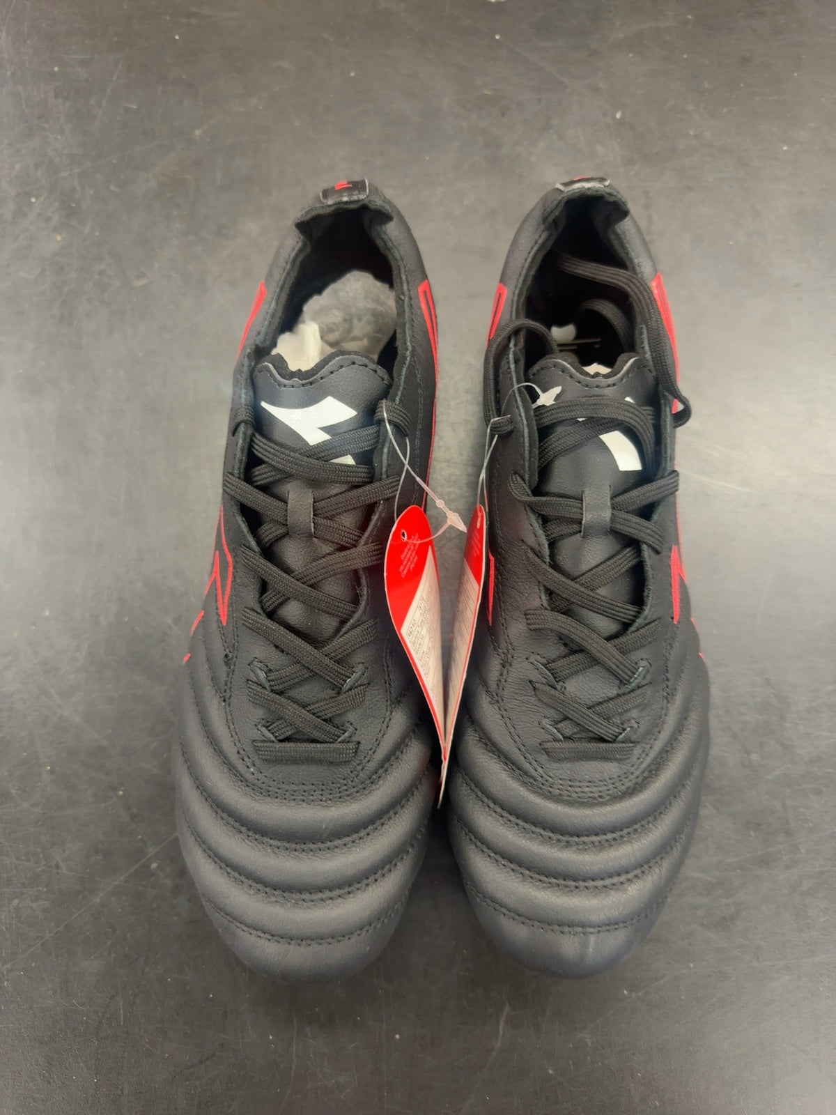 Diadora Brasil Elite LT Soccer Cleats - Size 8.5
Brand new with tags