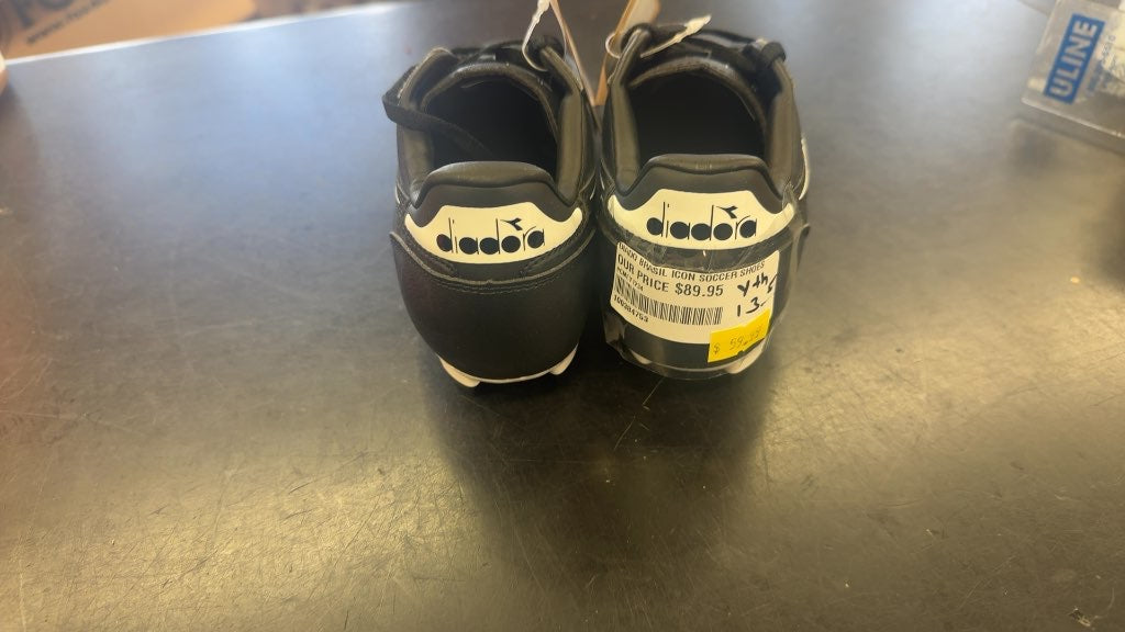 Diadora Brasil Icon Youth Soccer Cleats - Size 13-brand new cleats