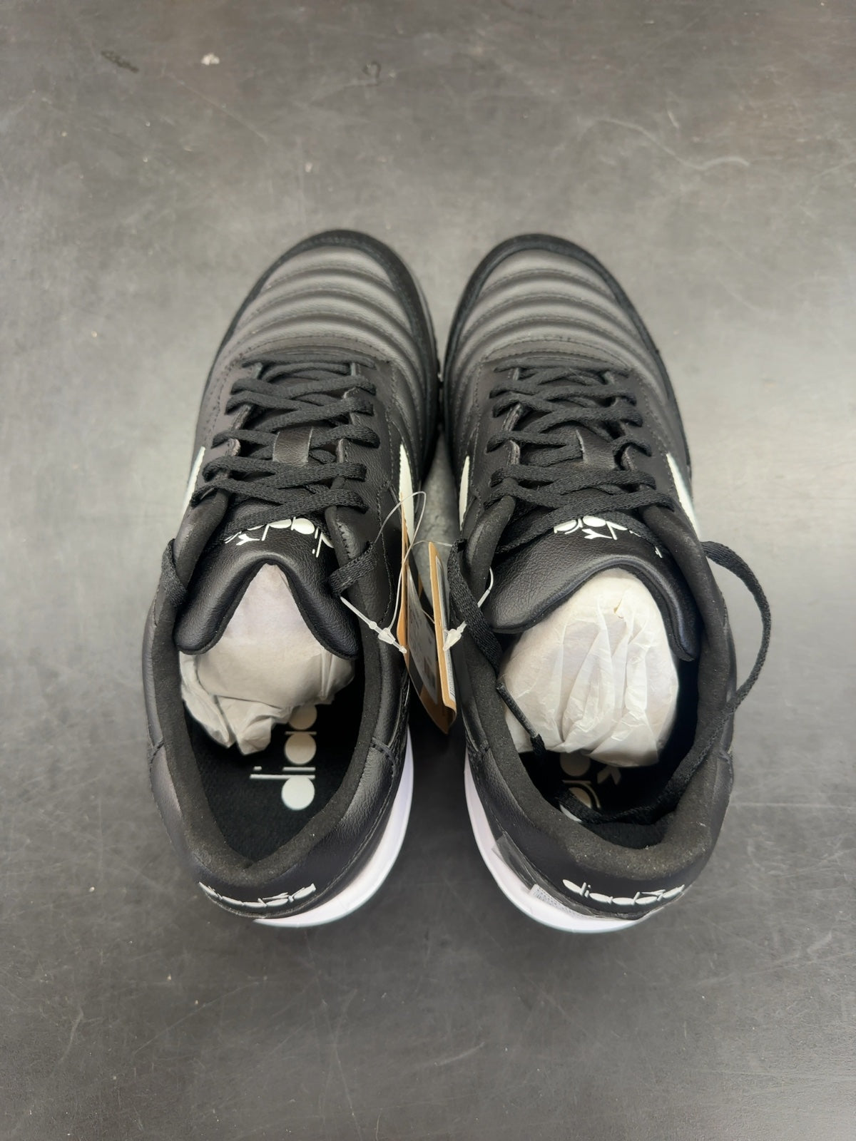 Diadora Calcetto Turf Soccer Cleats - Size 10.5
Brand new with tags
