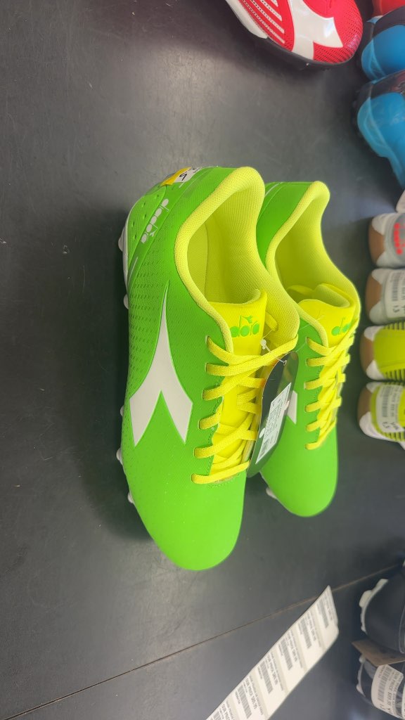 Diadora Pichichi 5 MD JR Soccer Cleats - Green/Yellow - Size 8.5 New with tags
