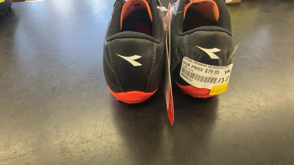 Diadora Pichichi Jr Soccer Cleats - Youth Size 13.5-brand new cleats