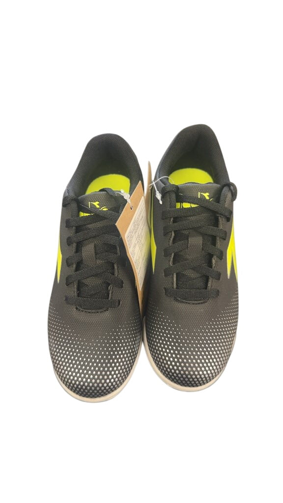 Diadora Pichichi Jr Soccer Shoes - Size 13.5 Youth-turf shoes