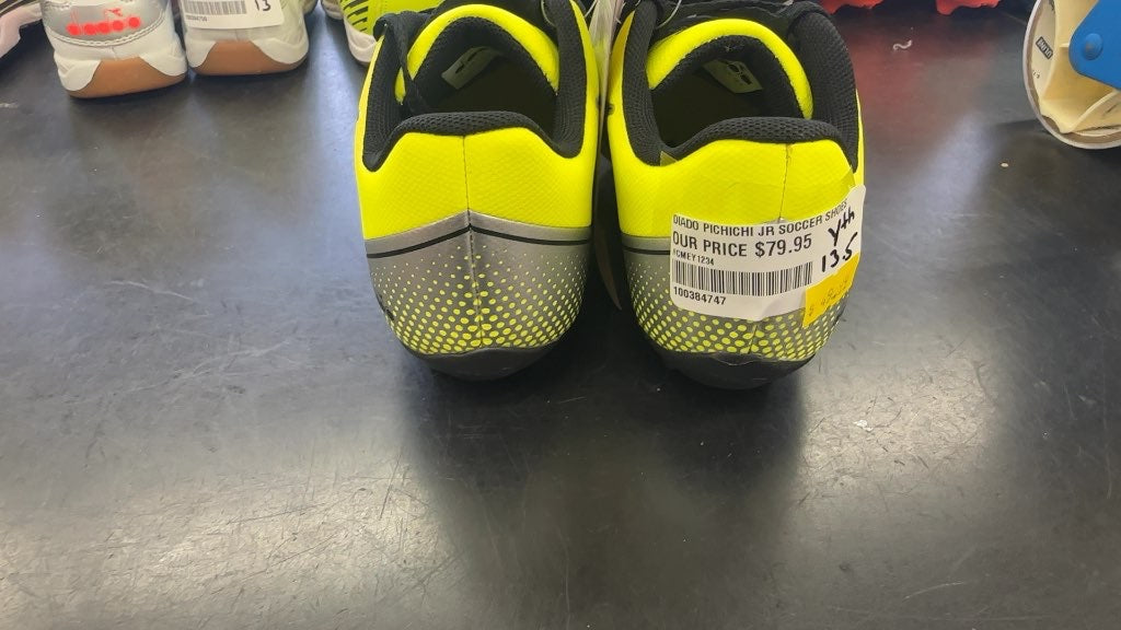 Diadora Pichichi Jr Soccer Shoes - Youth 13.5-brand new cleats