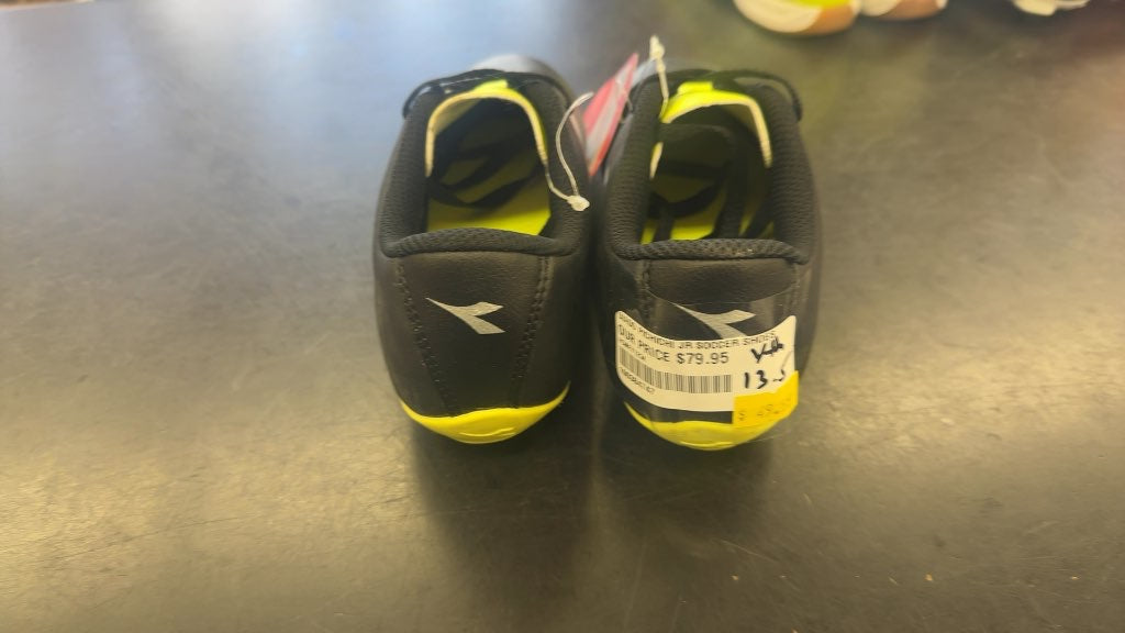 Diadora Pichichi JR Youth Soccer Cleats - Size 13.5-brand new cleats