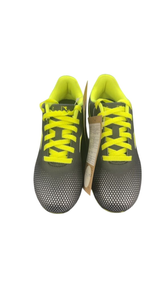 Diadora Pichichi JR Youth Soccer Shoes 13.5-brand new