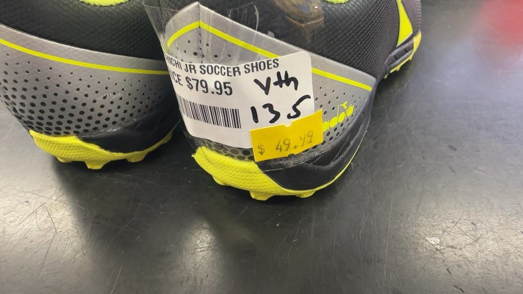 Diadora Pichichi JR Youth Soccer Shoes 13.5-brand new