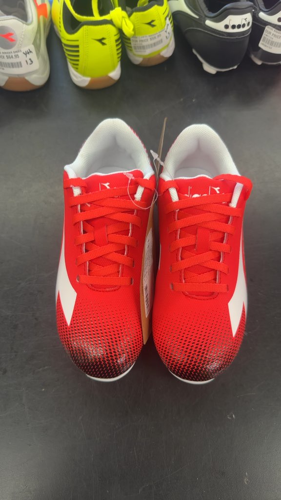 Diadora Pichichi Jr Youth Soccer Shoes - Size 13.5-brand new cleats