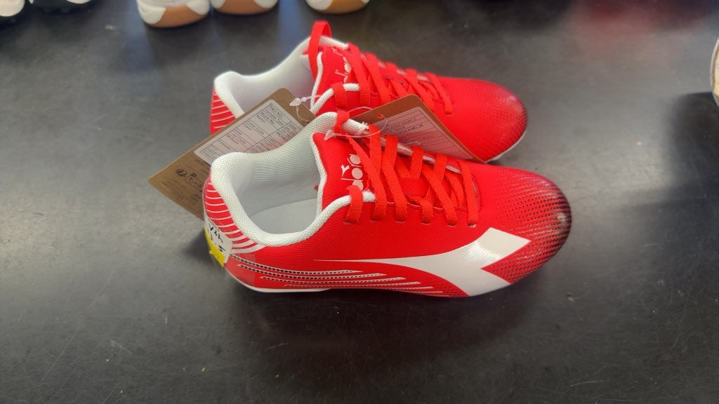 Diadora Pichichi Jr Youth Soccer Shoes - Size 13.5-brand new cleats