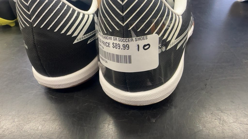 Diadora Pichichi SR Indoor Soccer Shoes - Size 10
Brand  new