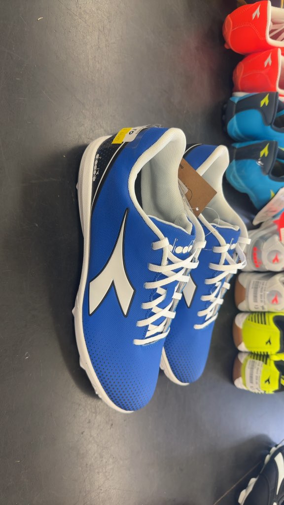 Diadora Pichichi SR Soccer Shoes - Blue - Size 10 brand new turf shoes