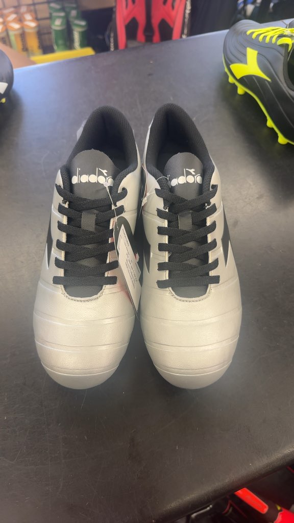 Diadora Pichichi SR Soccer Shoes-brand new cleats
