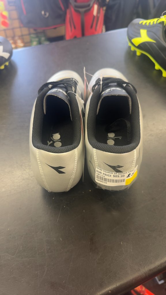 Diadora Pichichi SR Soccer Shoes-brand new cleats