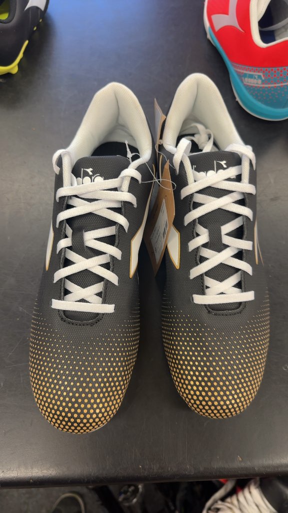 Diadora Pichichi SR Soccer Shoes - Size 10