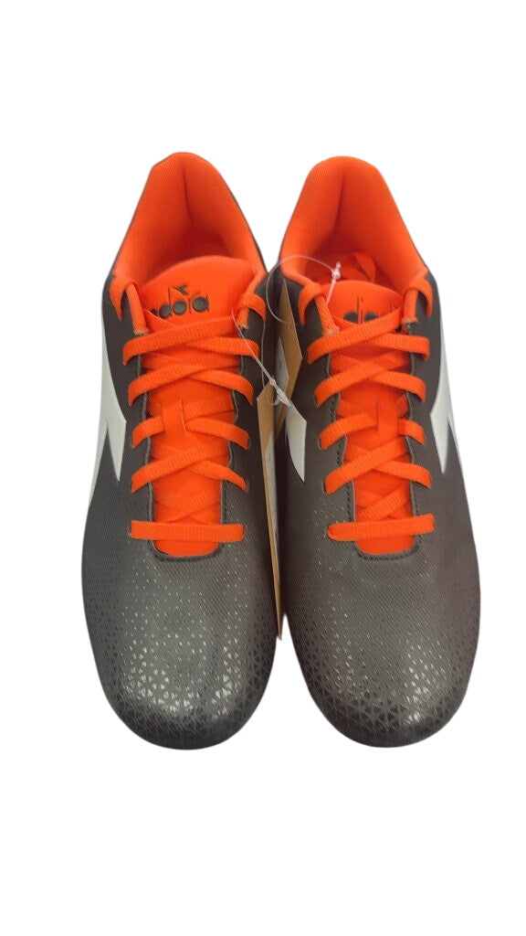 Diadora Pichichi SR Soccer Shoes - Size 9.5
Brand new cleats