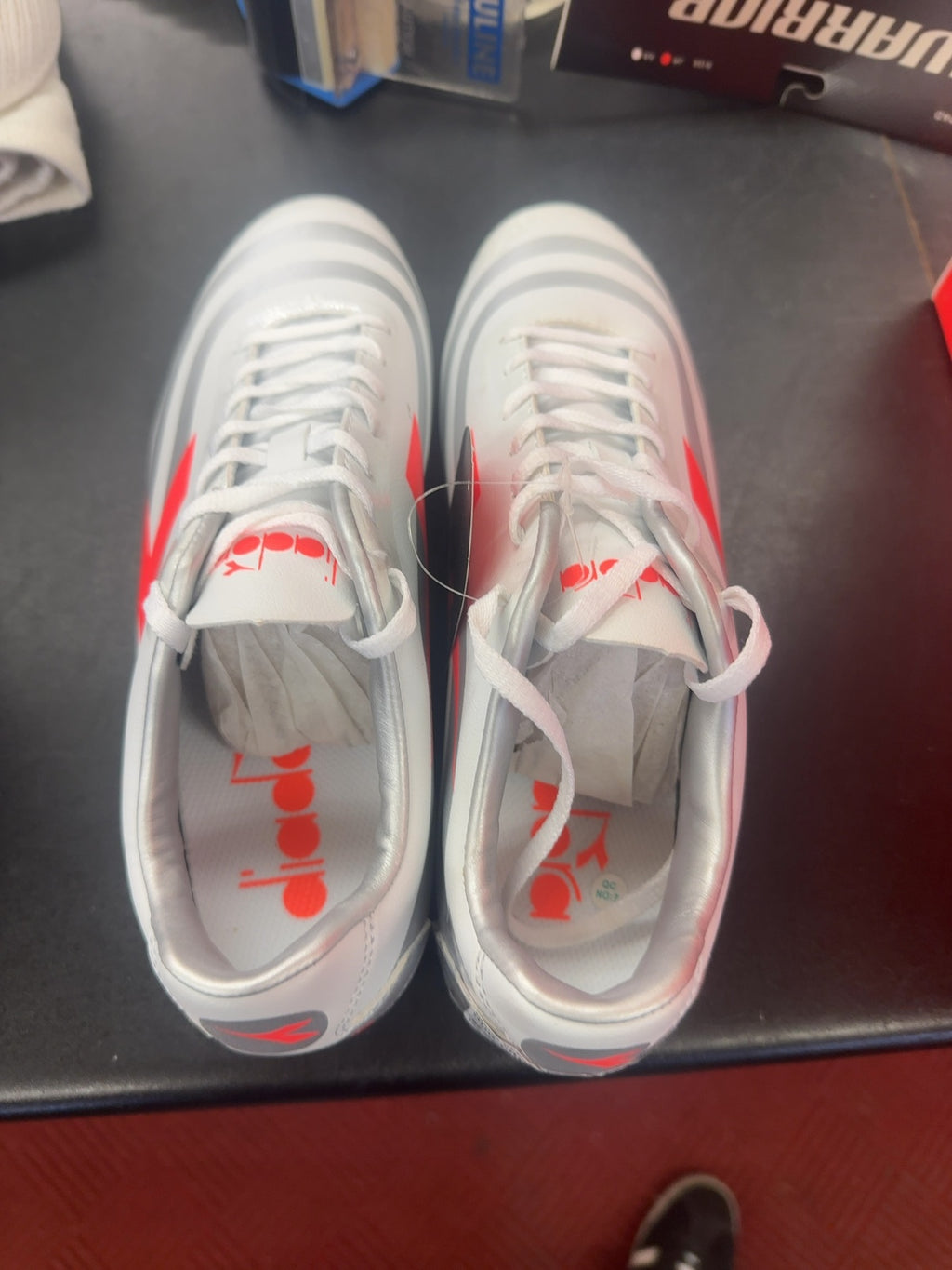 Diadora RB 10 Mars R LPU Soccer Cleats - Size 8.5
Brand new