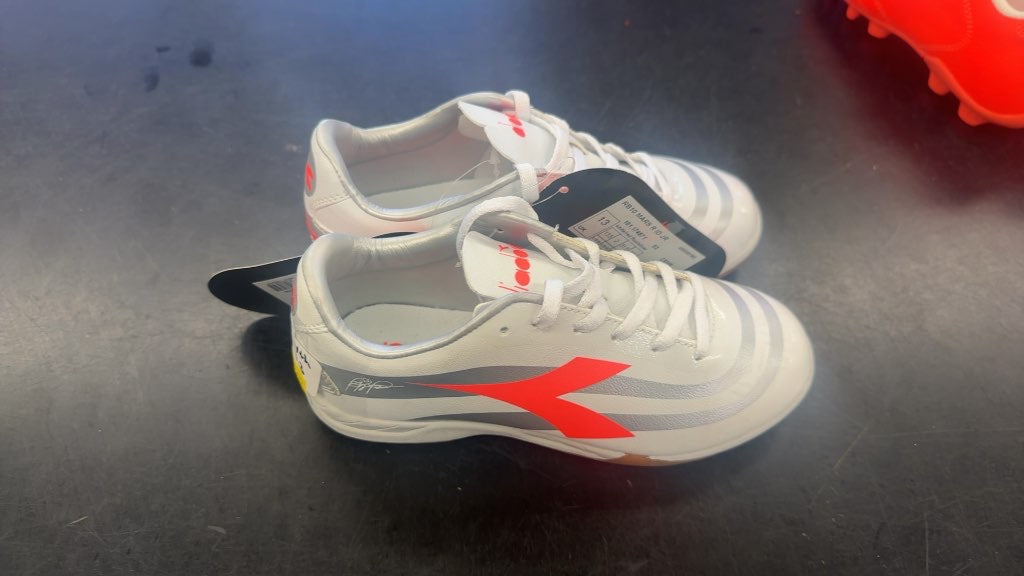 Diadora RB10 Mars R ID JR Youth Indoor Soccer Shoes size youth 13.5