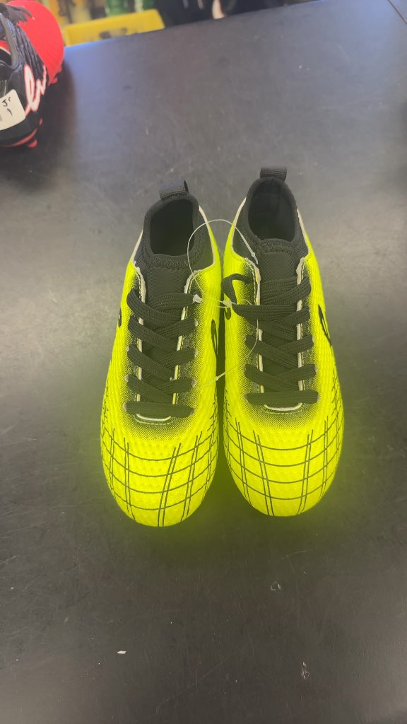 Elatto Youth Soccer Cleats - Neon Yellow/Black - Size 13