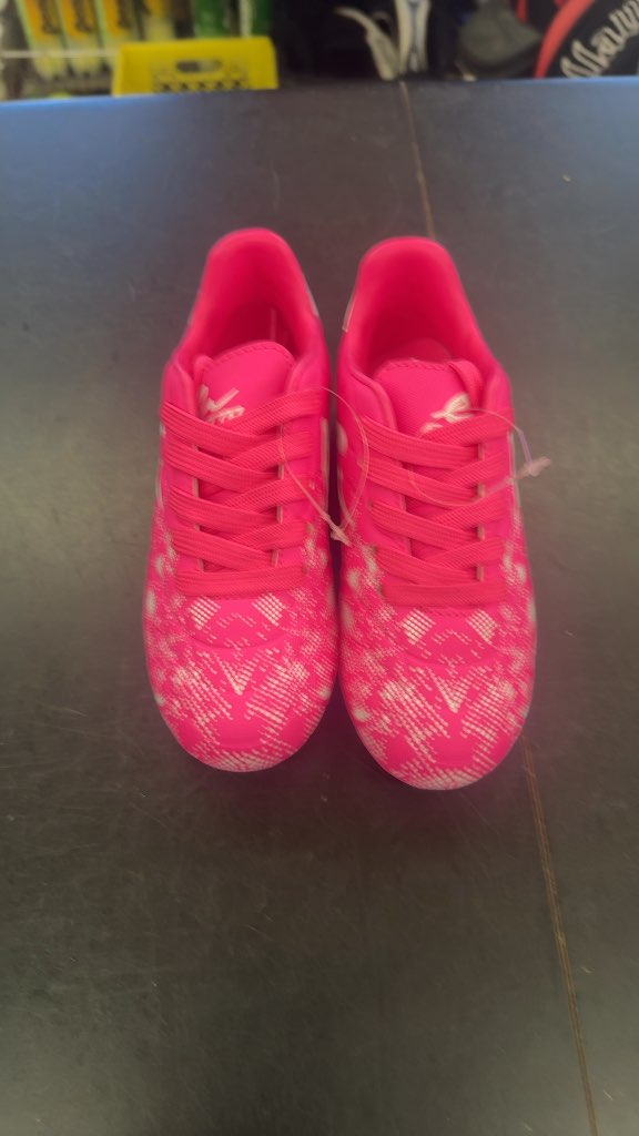 Elatto Youth Soccer Cleats - Pink - Size 13