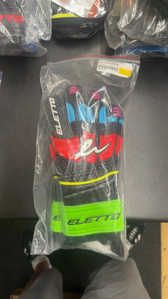 Eletto Legend FG Goalie Gloves size 8 Brand new